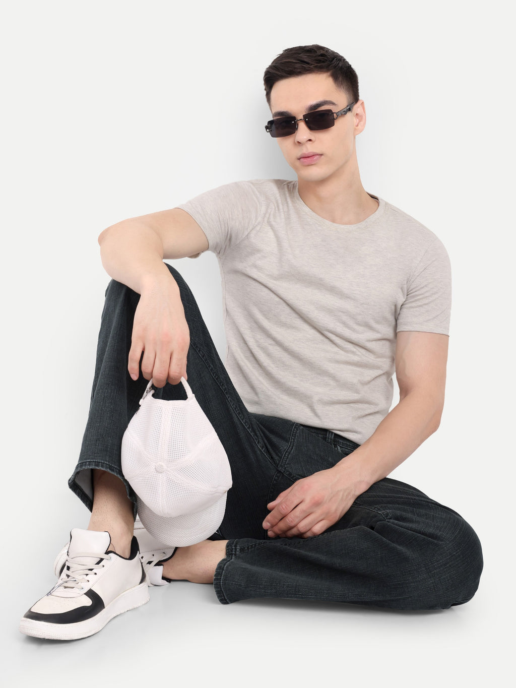 Charcoal grey Men's  Straight Fit Jeans